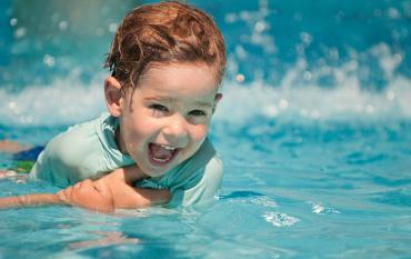Los beneficios de la natación para los niños