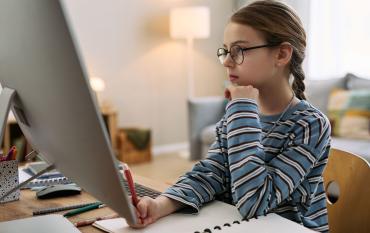 El riesgo de que tu hijo use ChatGPT para hacer los deberes