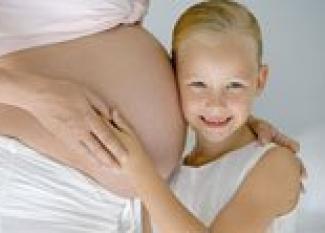 El desarrollo del bebé en la semana 33 de embarazo