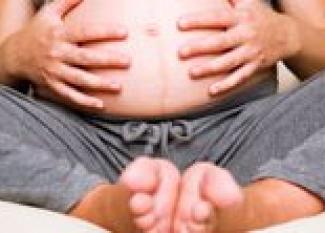 Aliviar la hinchazón de manos y pies en el embarazo