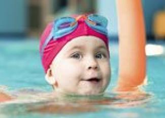 Los beneficios de la natación para los niños