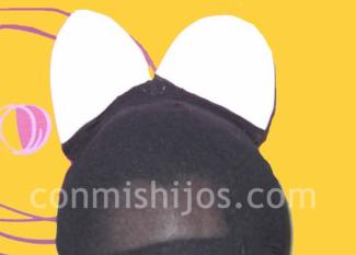 Gorro de Mickey Mouse. Manualidades de disfraces para niños