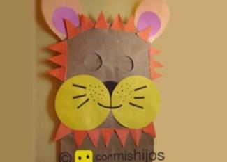 Lion mask