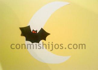 Luna de Halloween. Manualidades para niños