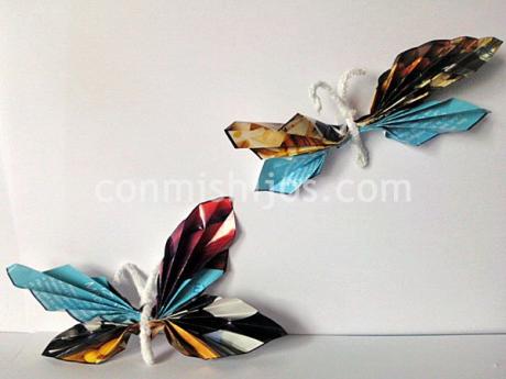 Mariposas de revista, manualidad de papel para niños