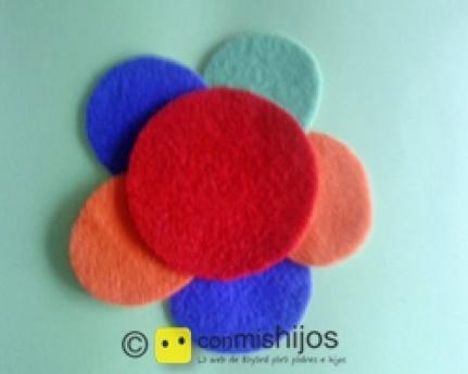 Felt flower