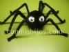Araña peluda. Manualidades de Halloween para niños