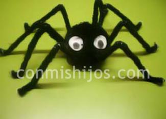 Araña peluda. Manualidades de Halloween para niños