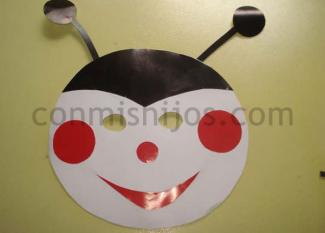 Máscara de mariquita. Manualidad de Carnaval para niños