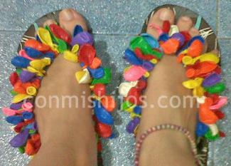 Chanclas hawaianas, manualidad infantil para la piscina o la playa