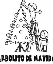 Niños decorando el árbol de Navidad. Imágenes gratis