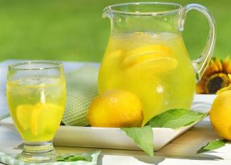 Limonada para niños, postre refrescante y saludable