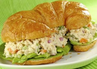 Croissants rellenos, receta fácil de merienda infantil