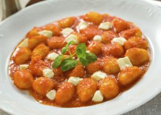 Ñoquis a la napolitana. Recetas de pasta para niños