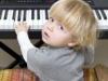 Instrumentos musicales para niños. El piano