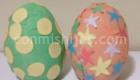 Huevo de Pascua de plastilina. Manualidades infantiles