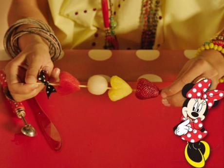 Brocheta de frutas de Minnie Mouse