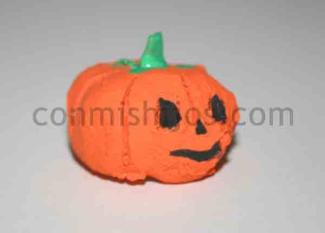 Calabazas de arcilla. Manualidades de Halloween para niños