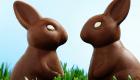 Conejos de Pascua de chocolate. Tarjeta virtual para los niños