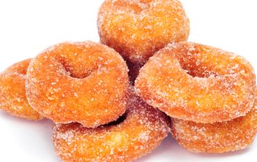 Rosquillas fritas. Postre tradicional para niños