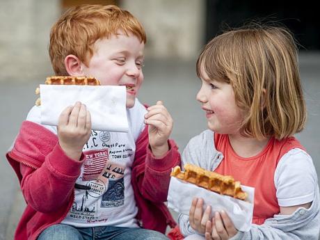 Gofres belgas. receta de postre fácil para niños