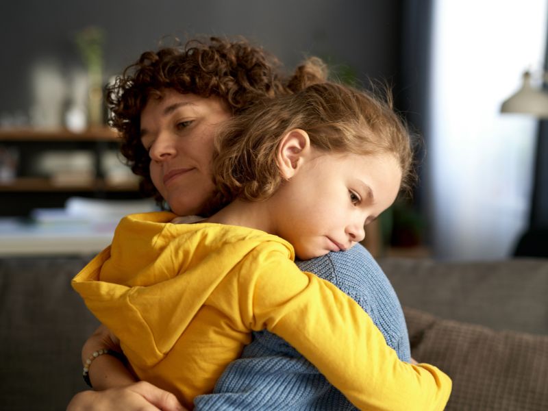 cómo comunicar el fallecimiento a un niño o niña