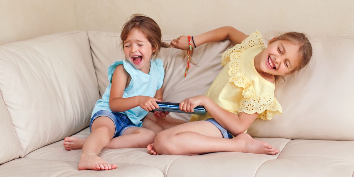 Las peleas entre hermanos