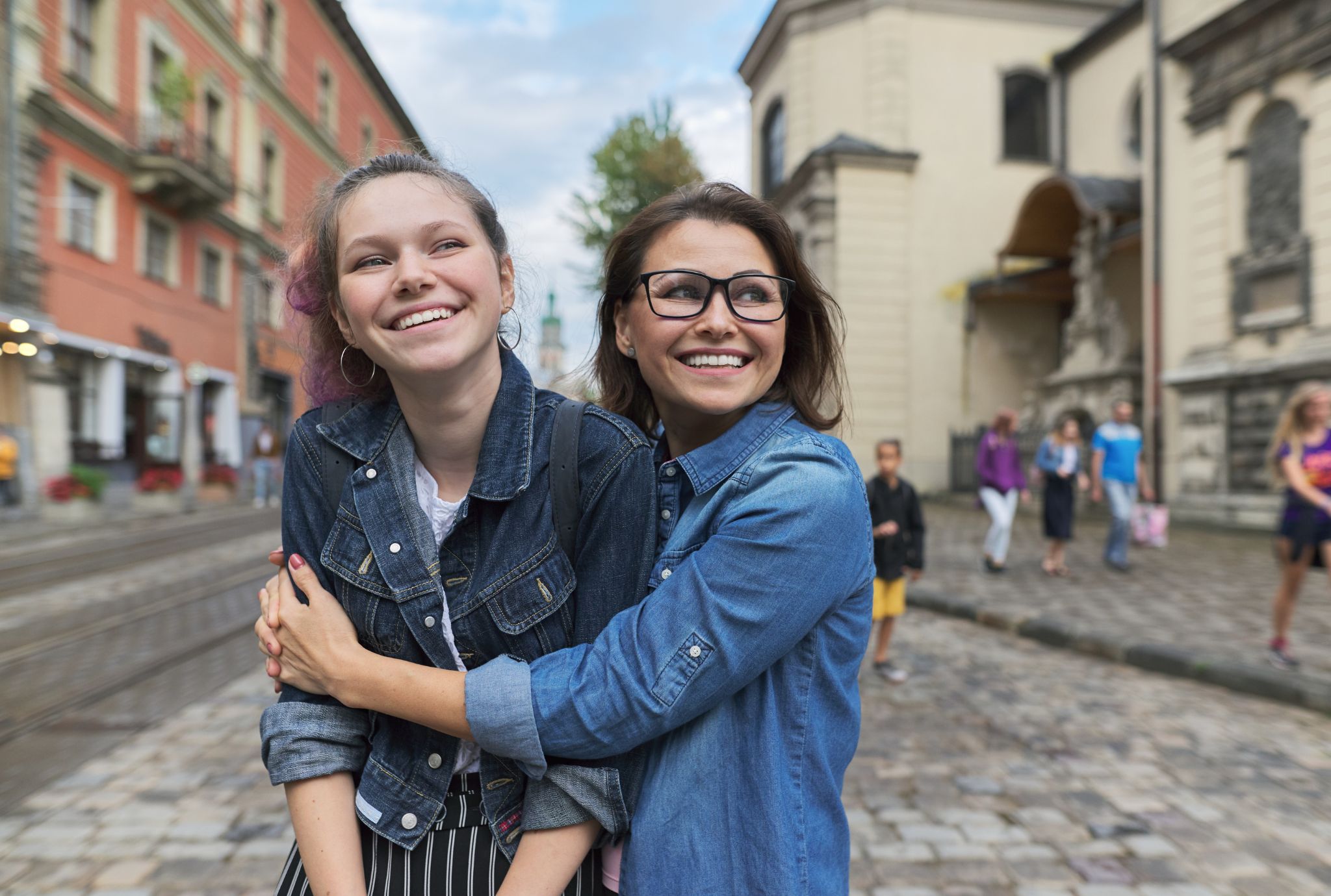 Consejos para hablar en la adolescencia Diálogo con adolescentes