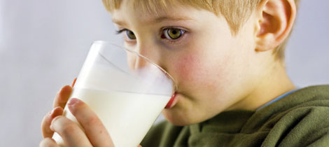 Nutrientes de la leche para niños