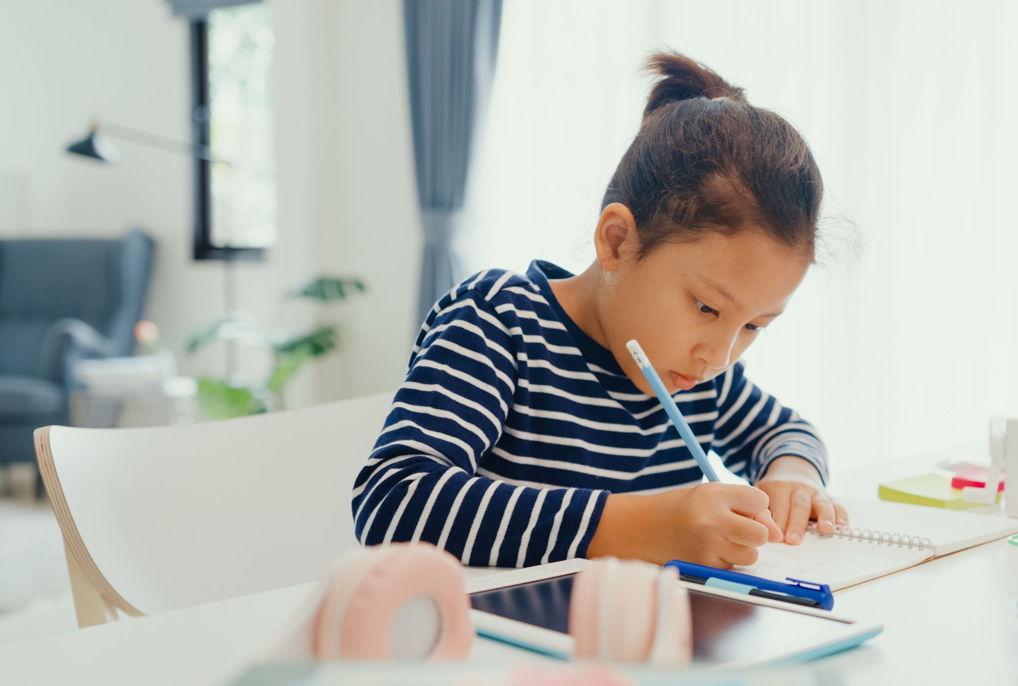 Dictados para niños con dos puntos