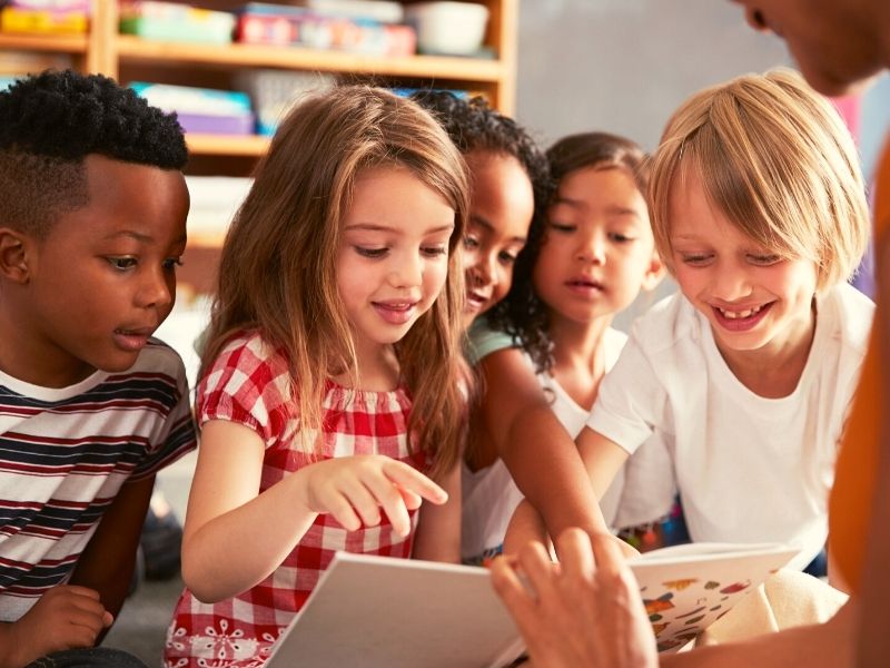 Estrategias de lectura divertidas para niños