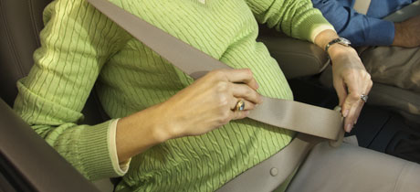 Viajar en coche durante el embarazo