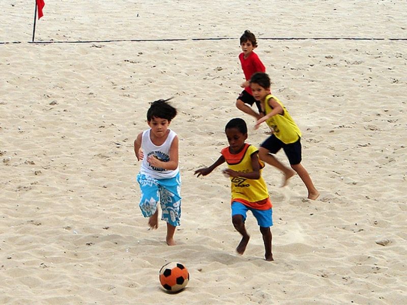 hacer deporte en la playa