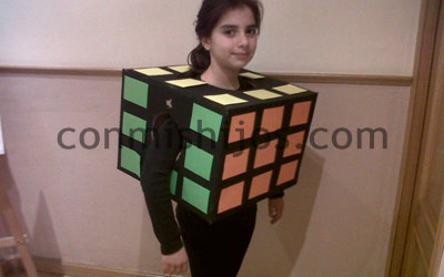 Manualidad disfraz cubo de rubik. Paso 5