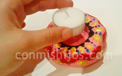 Portavelas de plastilina. Manualidad para niños 5