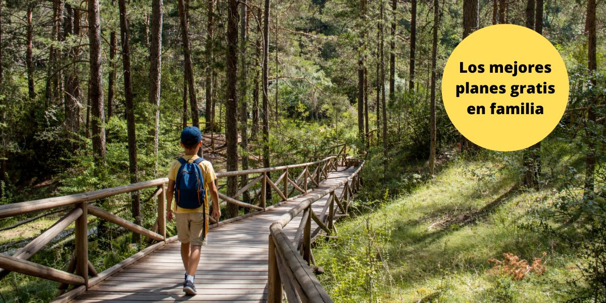 Nacimiento del río Cuervo con niños
