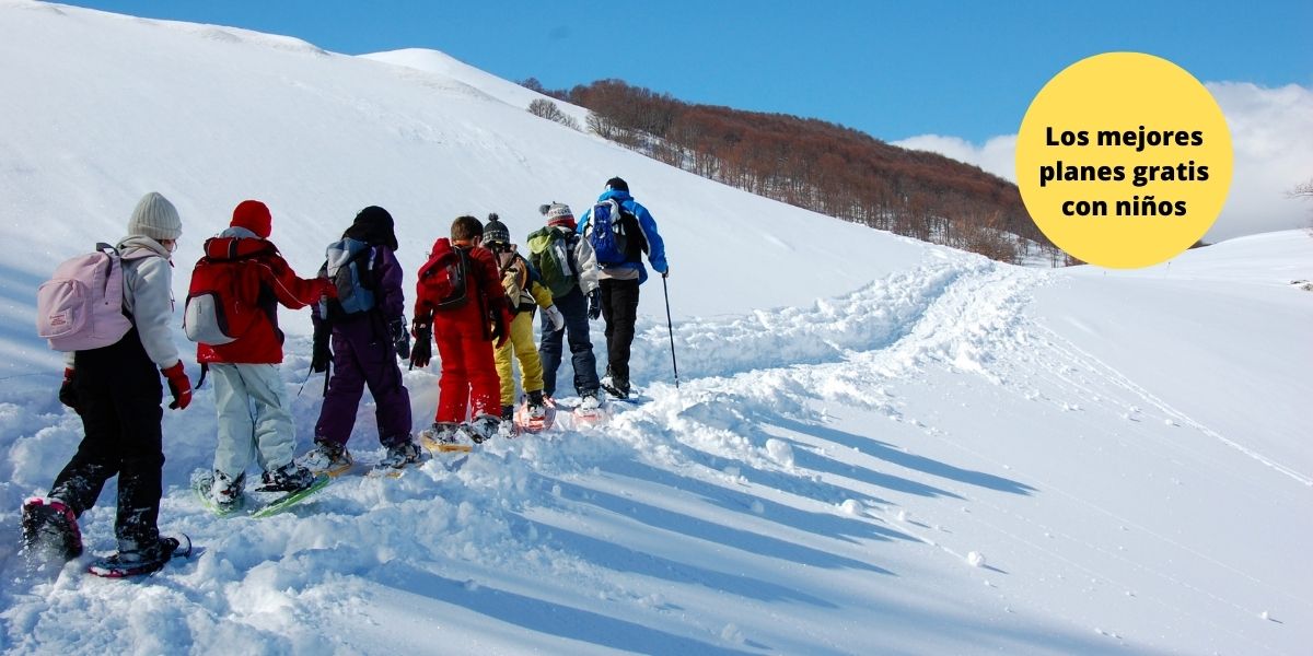 Ruta con raquetas de nieve con los niños Ruta con raquetas de nieve con los niños