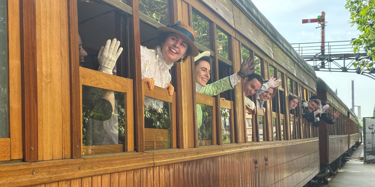tren de la fresa con los niños