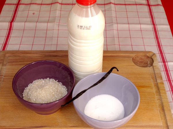 Receta infantil de arroz con leche paso 1