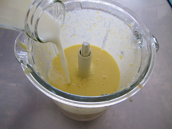 Receta infantil de batido de melocotón paso 6