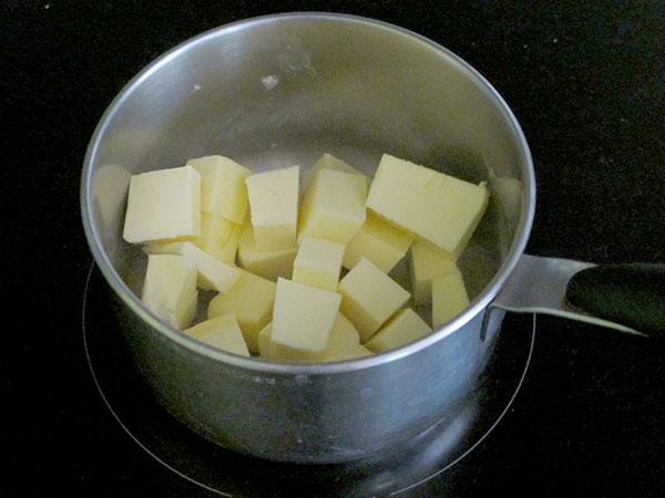 Receta infantil de biscocho amarmolado paso 2