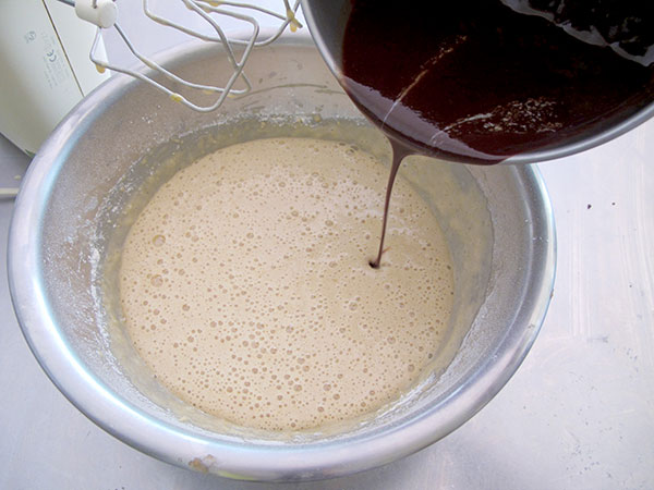 Receta infantil de bocaditos de chocolate y castañas para Navidad paso 6