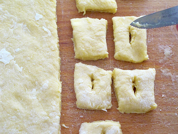 Receta infantil de buñuelos de carnaval paso 13