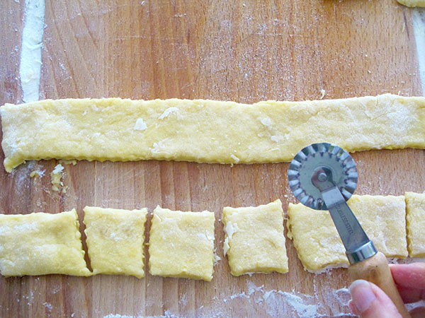 Receta infantil de buñuelos de carnaval paso 14