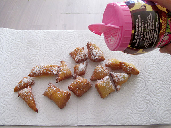 Receta infantil de buñuelos de carnaval paso 18