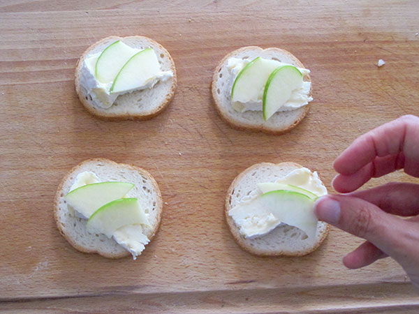 Receta infantil de canapés especial cumpleaños paso 6