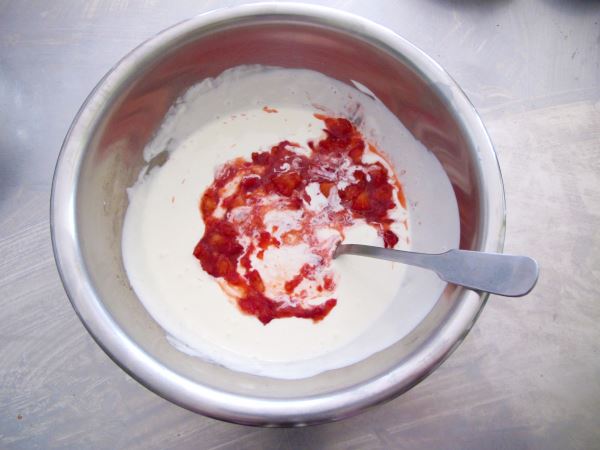 Receta infantil de crema de fresas con miel paso 6