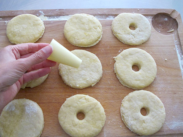 Receta infantil de donuts americano paso 11