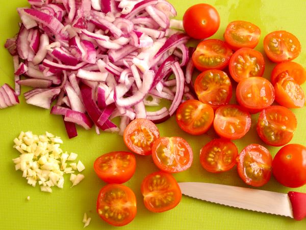 Receta infantil de ensalada de lentejas paso 4