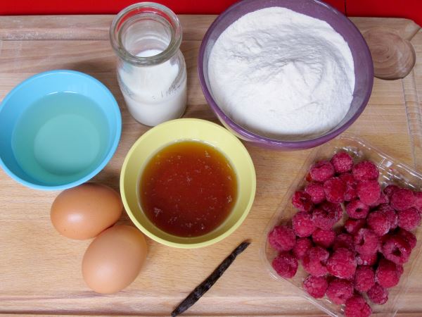 Receta infantil de magdalenas de frambuesa paso1